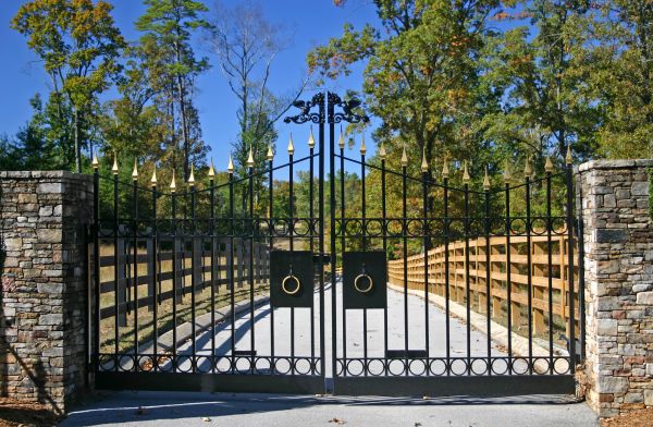 Fort Myers Driveway Gate Service